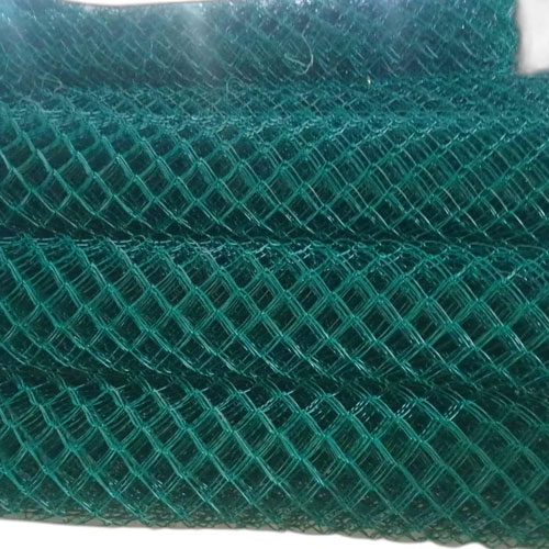 PVC-Coated-Chain-Link-Fencing2
