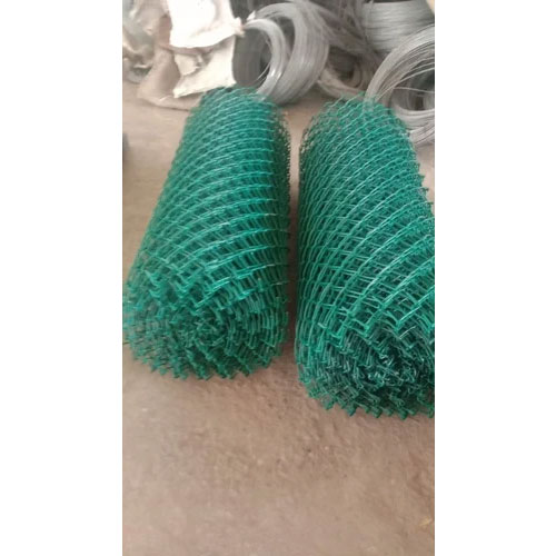 PVC-Coated-Chain-Link-Fencing7